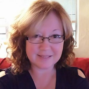 Meet your Posher, Becky